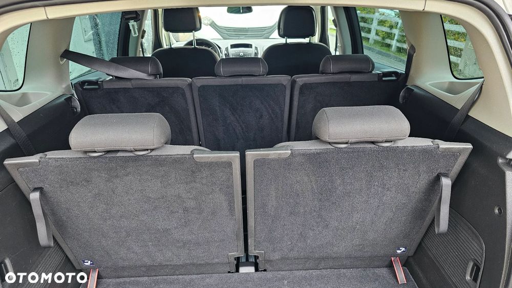 Opel Zafira 1.4 T Cosmo EcoFLEX S&S EU6 - 37