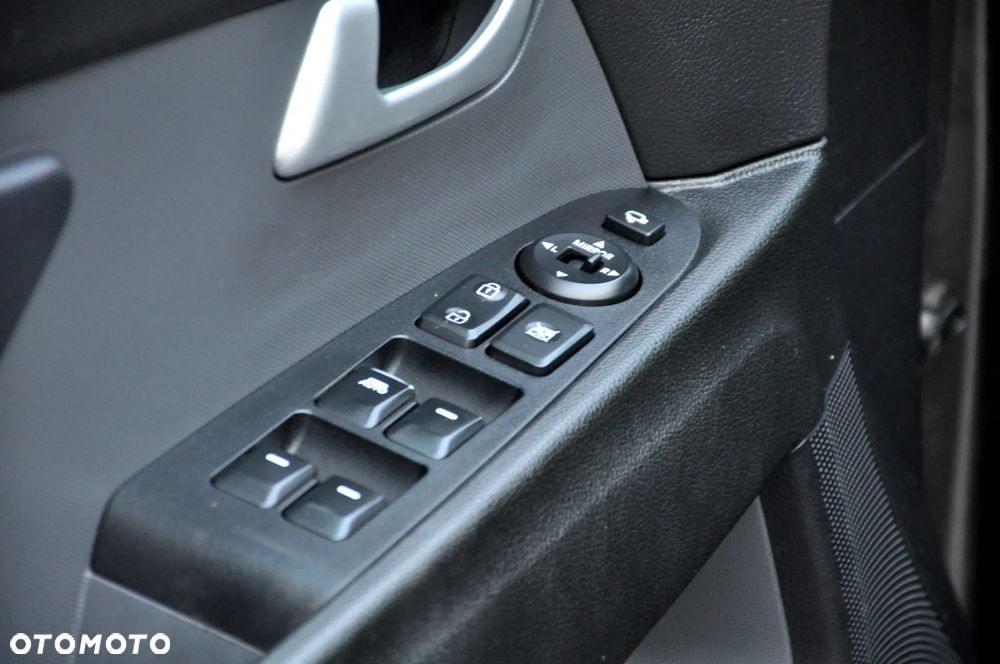 Kia Sportage 1.7 CRDI 2WD Attract - 37