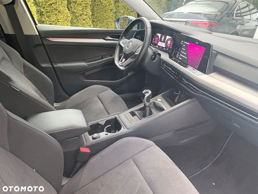 Volkswagen Golf Variant 2.0 TDI SCR Life - 15