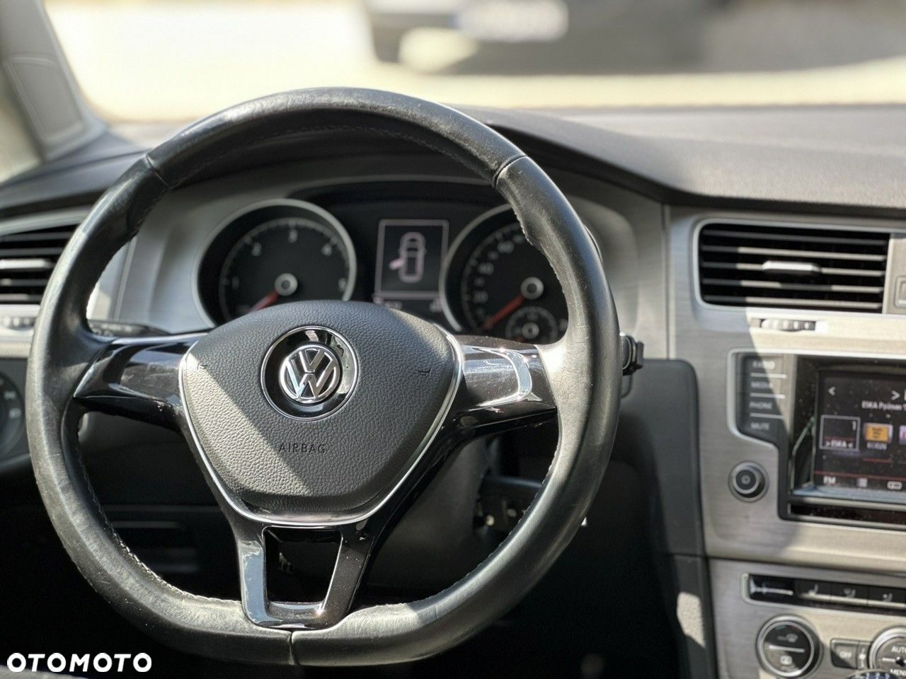 Volkswagen Golf VII 1.6 TDI BMT Comfortline - 15