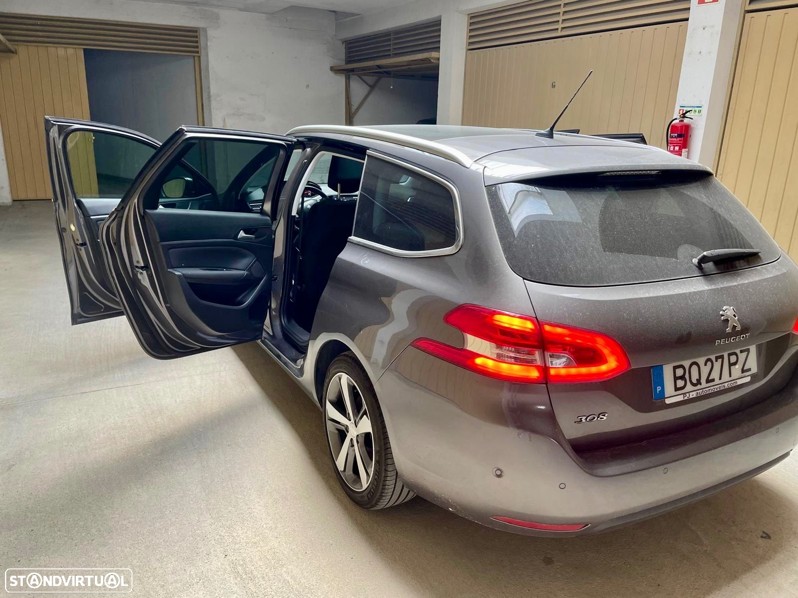Peugeot 308 SW 1.5 BlueHDi Active - 15