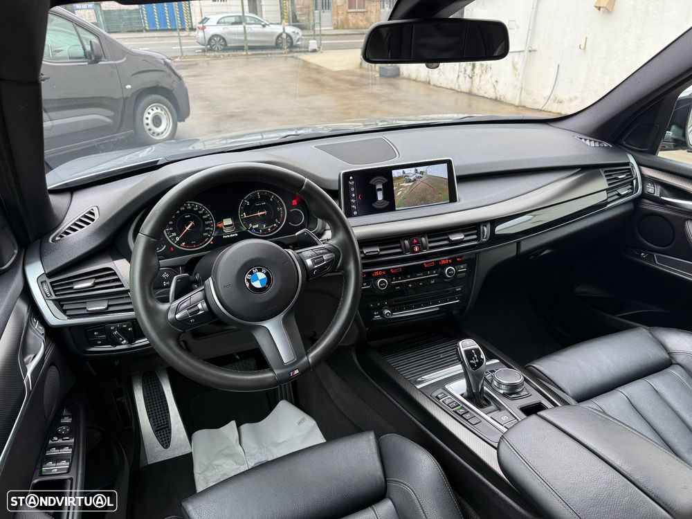 BMW X5 25 d xDrive Pack M 50 anos - 29