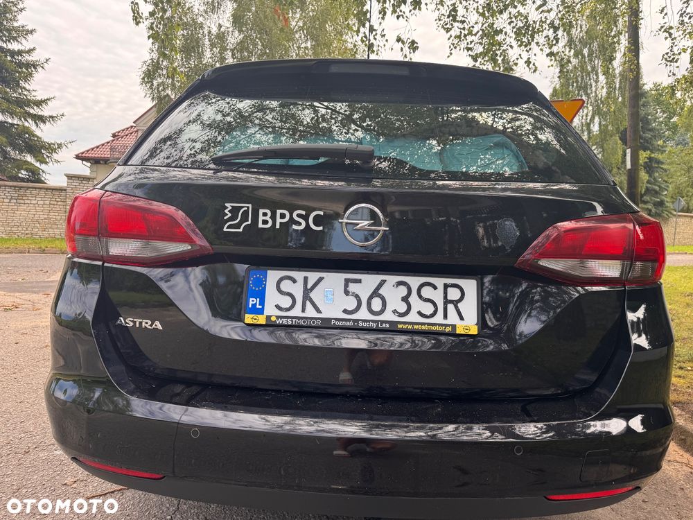 Opel Astra 1.2 T Elegance S&S - 10