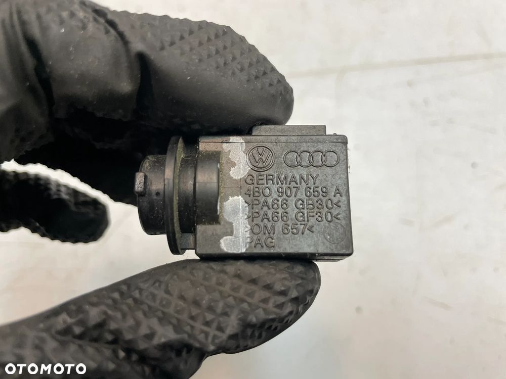 CZUJNIK JAKOŚCI POWIETRZA VW GOLF V AUDI A3 8P 4B0907659A - 2