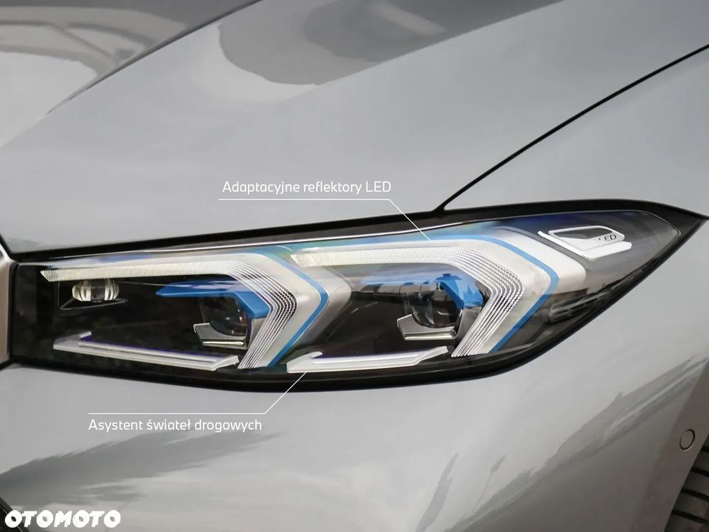 BMW Seria 3 330e xDrive - 6