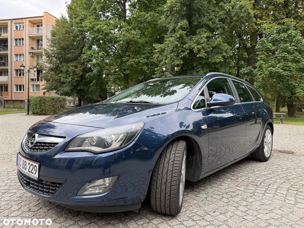 Opel Astra 1.6 T 111 - 4