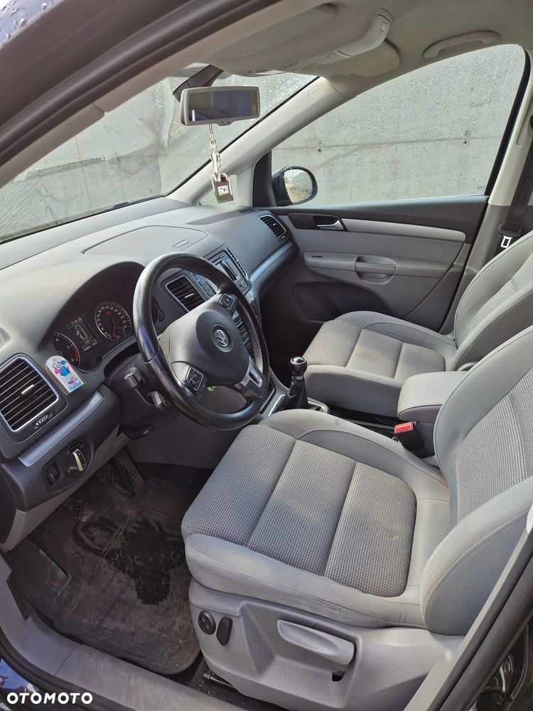 Volkswagen Sharan - 8