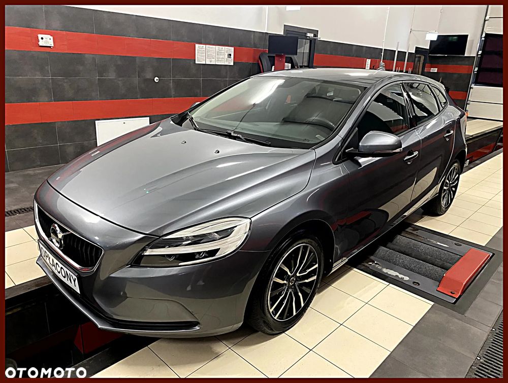 Volvo V40 D2 Drive-E Summum - 1