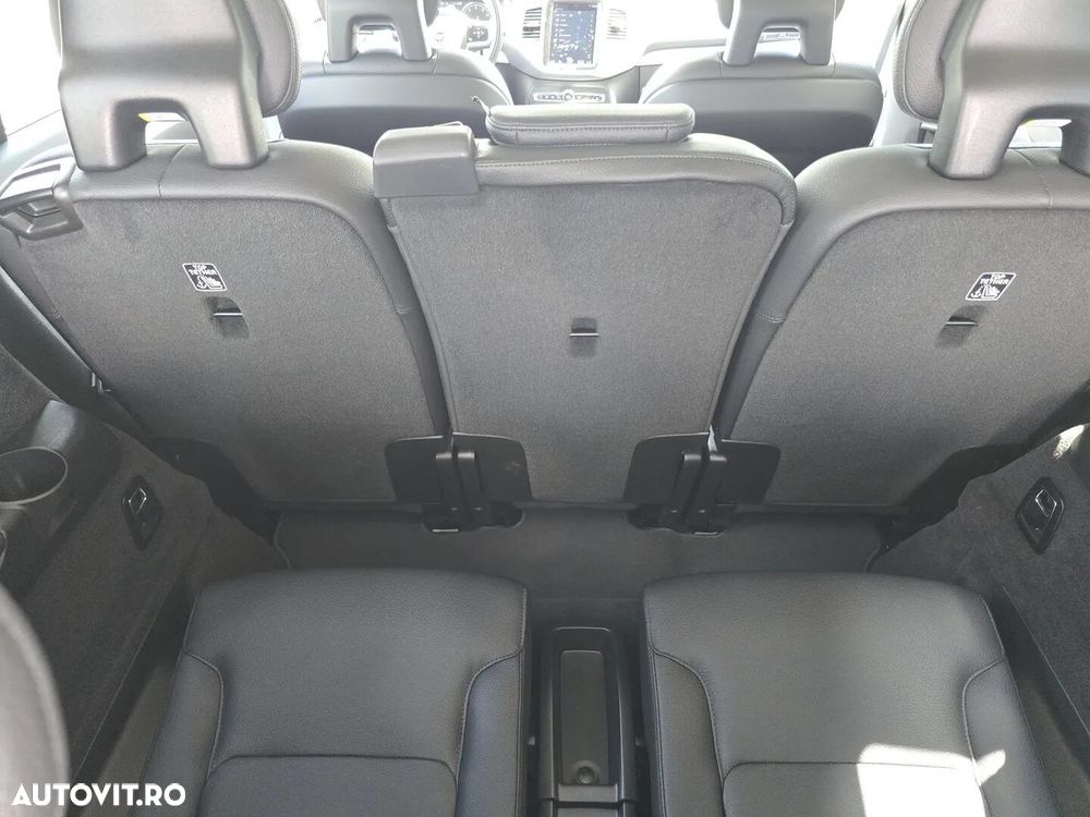 Volvo XC 90 B5 MHEV AWD 7 locuri Momentum Pro - 29