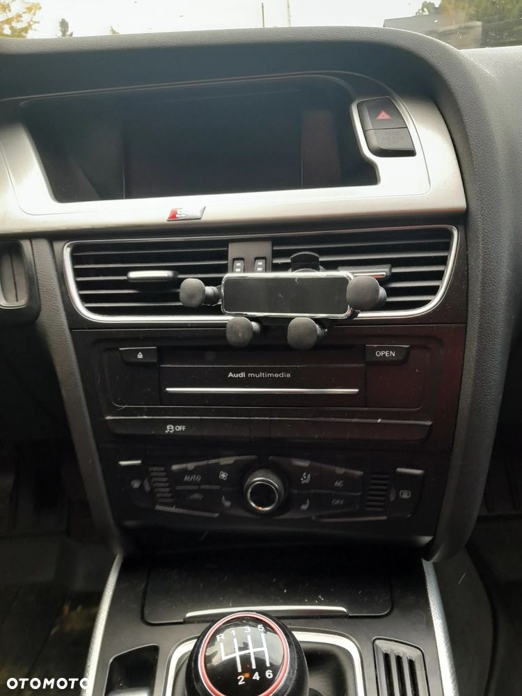 Audi A4 Avant - 6