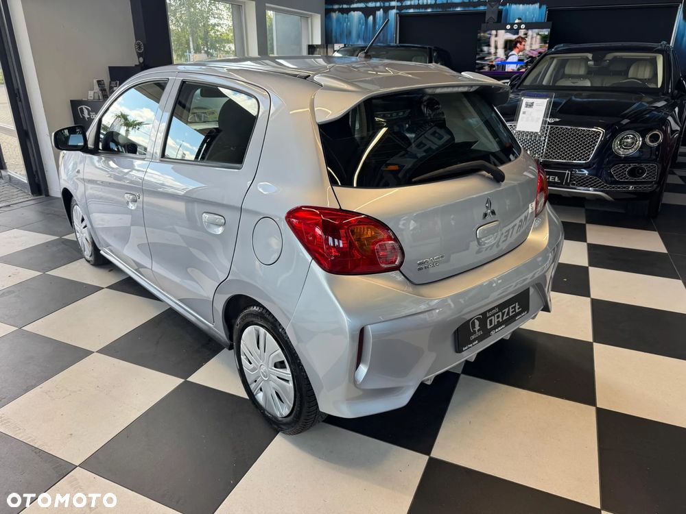 Mitsubishi Space Star 2020 photo 5