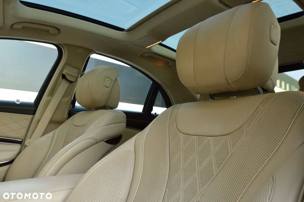 Mercedes-Benz Klasa S 560 4Matic 9G-TRONIC - 15