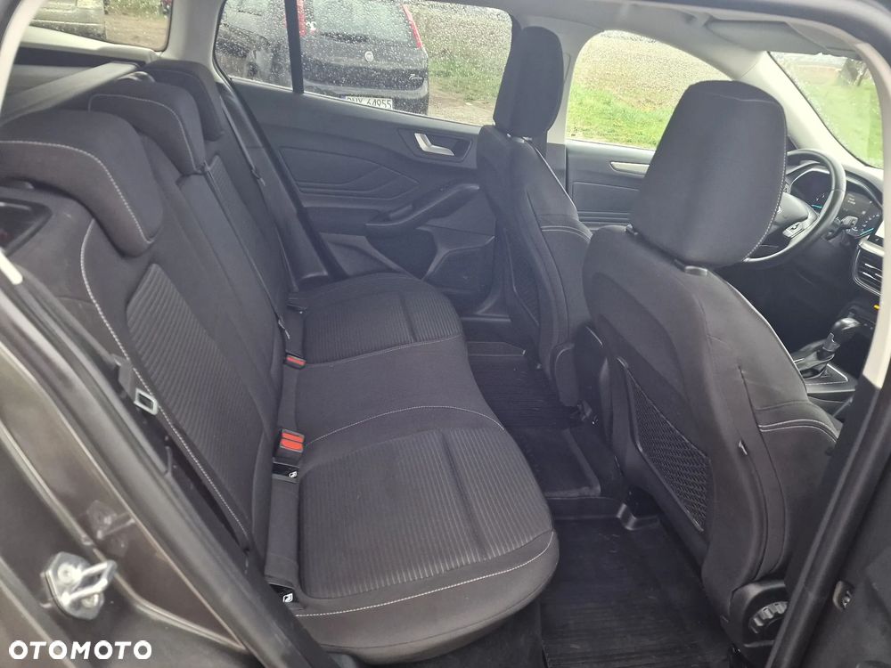 Ford Focus 1.0 EcoBoost STart-Stopp-System TITANIUM - 26