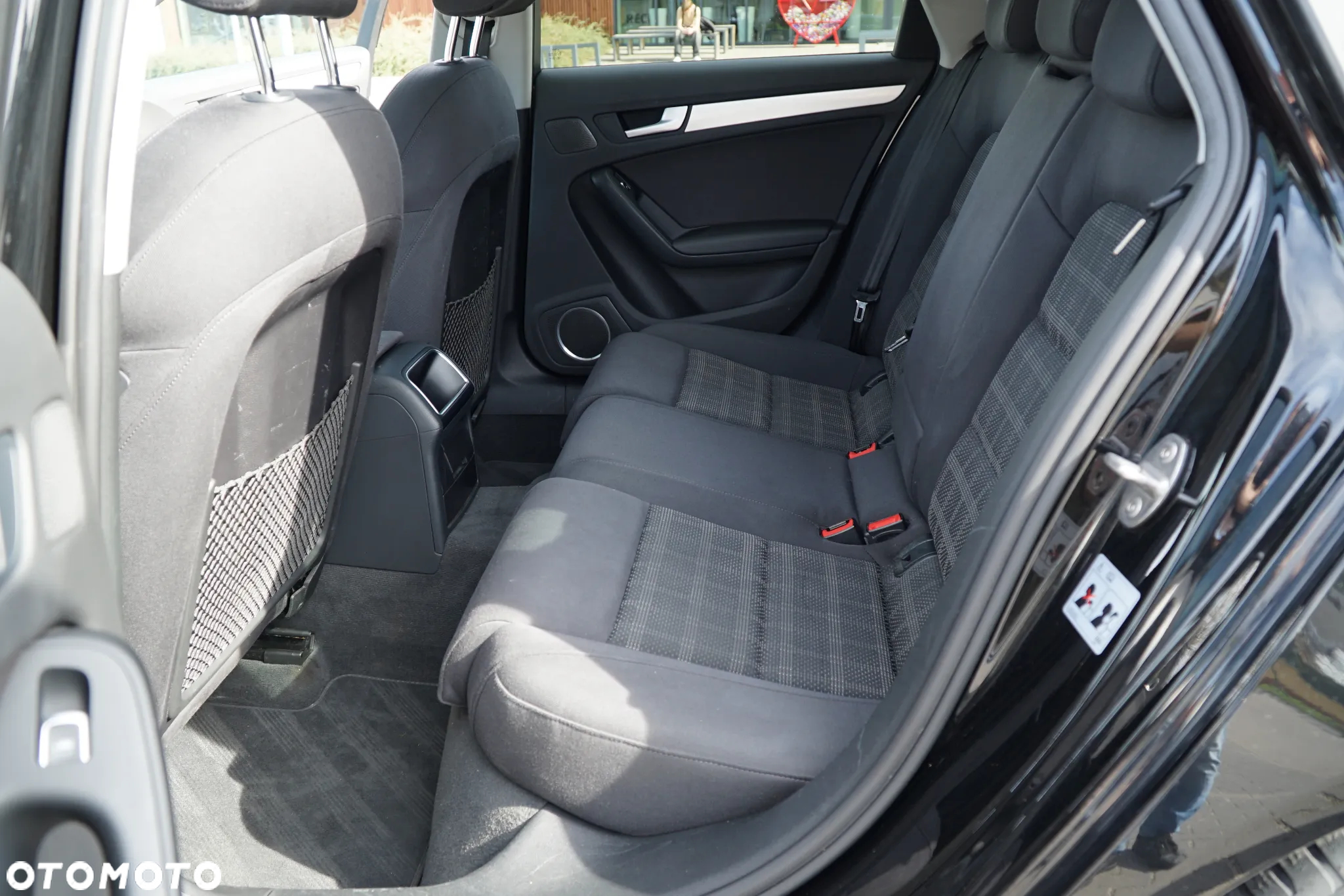 Audi A4 Avant 2.0 TDI DPF clean diesel Ambition - 27