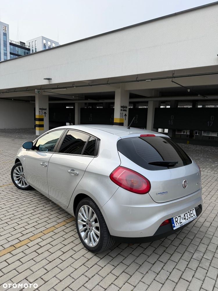 Fiat Bravo 1.9 Multijet 16V Emotion - 4