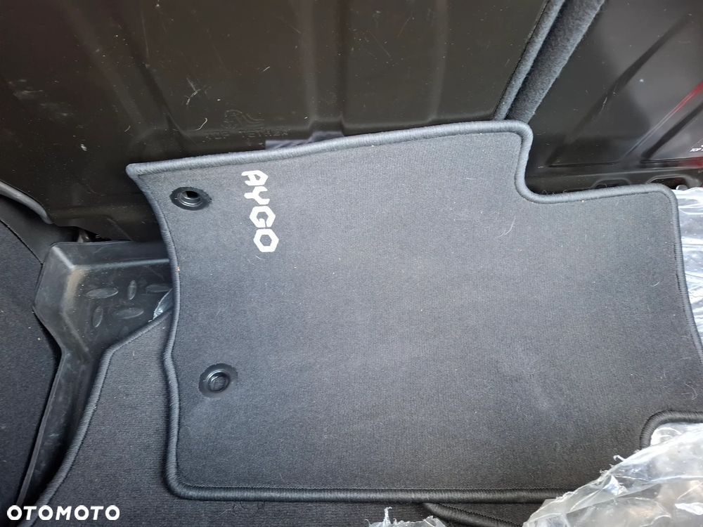 Toyota Aygo - 23