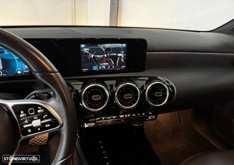 Mercedes-Benz A 250 e Style Plus - 19