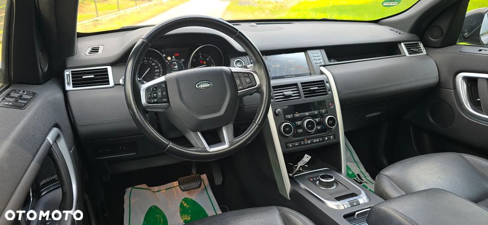 Land Rover Discovery Sport 2.0 D150 HSE - 38