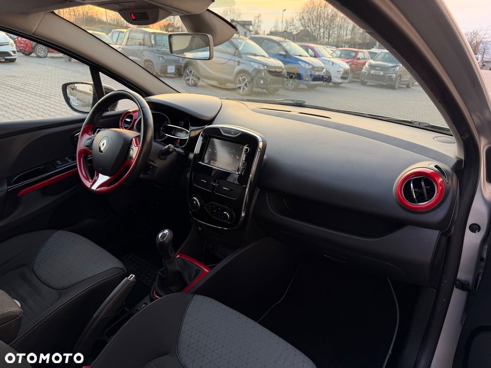 Renault Clio - 15