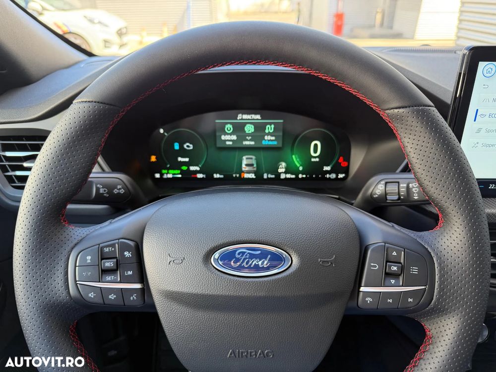 Ford Kuga 2.5 Duratec FWD PHEV ST-Line X - 22