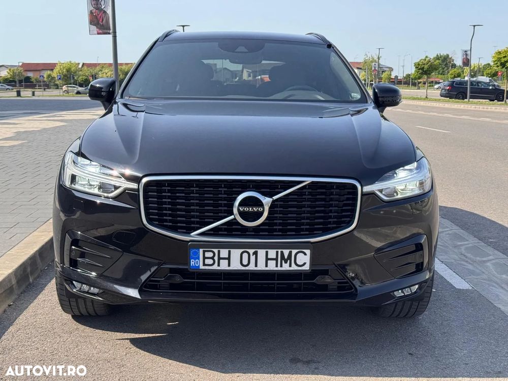 Volvo XC 60 B4 MHEV AWD R-Design - 4