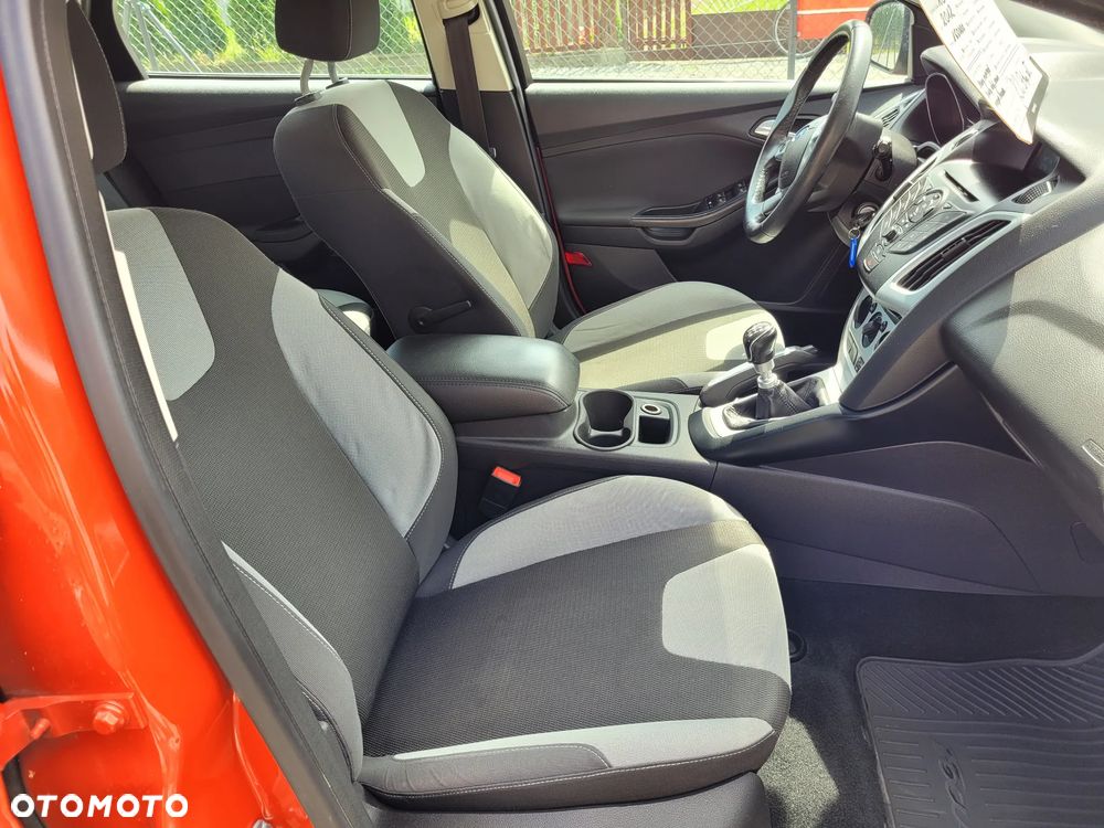 Ford Focus 1.0 EcoBoost Start-Stopp-System Champions Edition - 12