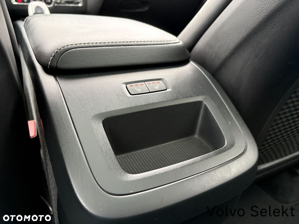 Volvo XC 60 - 24