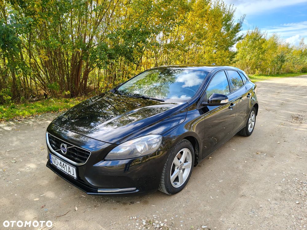 Volvo V40 2013 photo 2