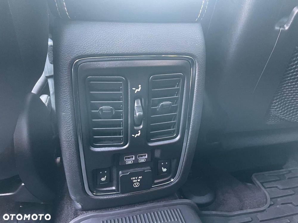 Jeep Grand Cherokee - 15