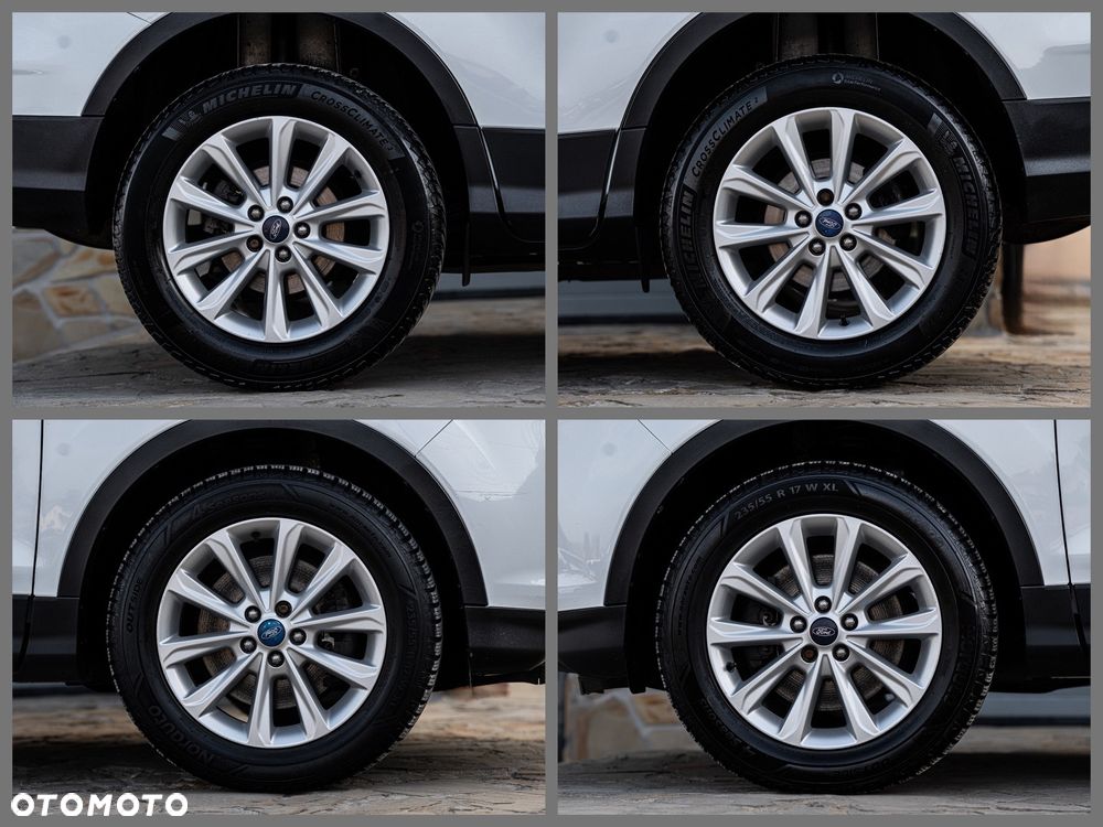 Ford Kuga 2.0 TDCi 2x4 Titanium - 23