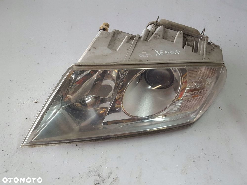 SKODA OCTAVIA 2 II 04-07r LAMPA XENON LEWA PRZÓD ANGLIK - 1