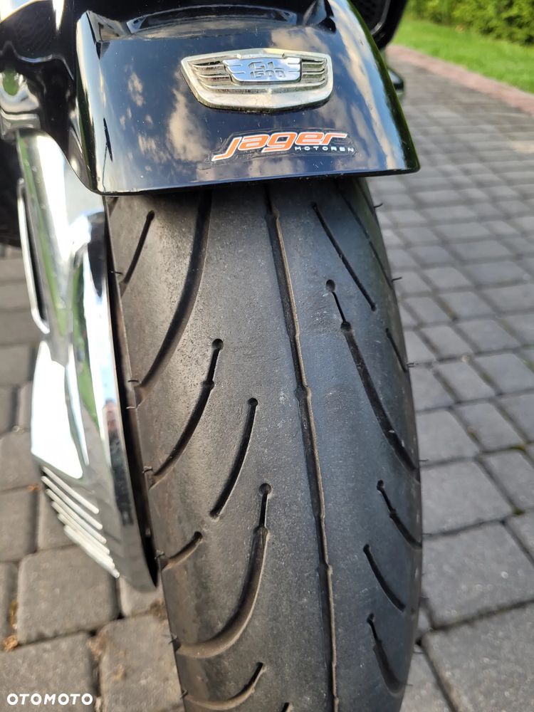 Honda GL - 12