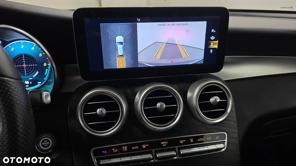 Mercedes-Benz GLC 300 de 4Matic 9G-TRONIC AMG Line Plus - 36