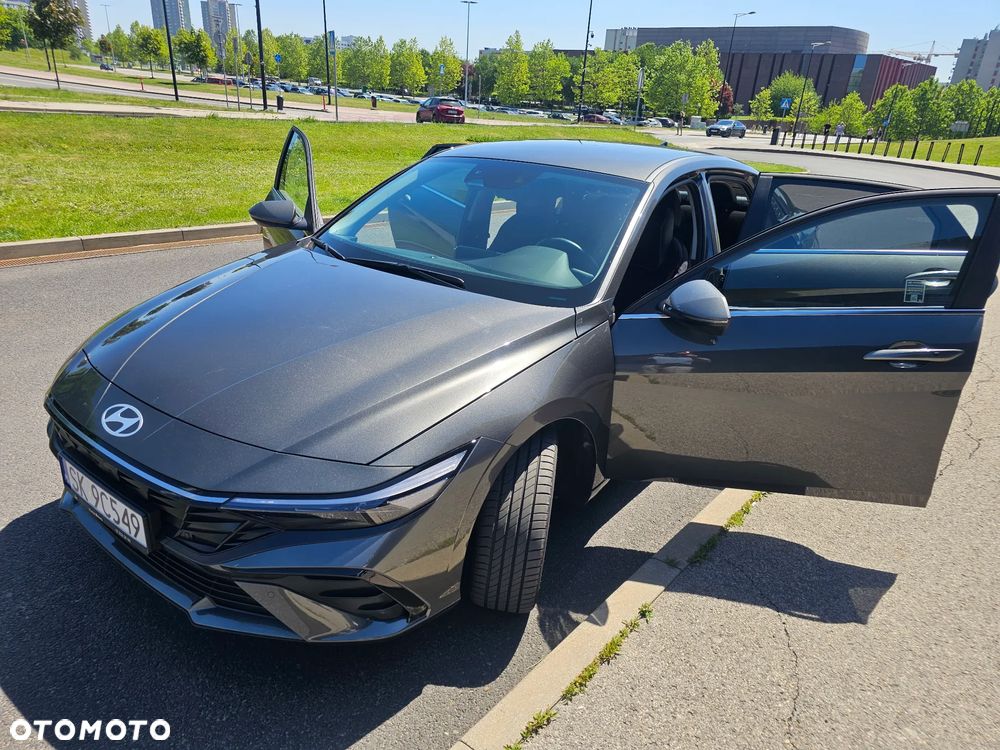 Hyundai Elantra 1.6 Smart - 5
