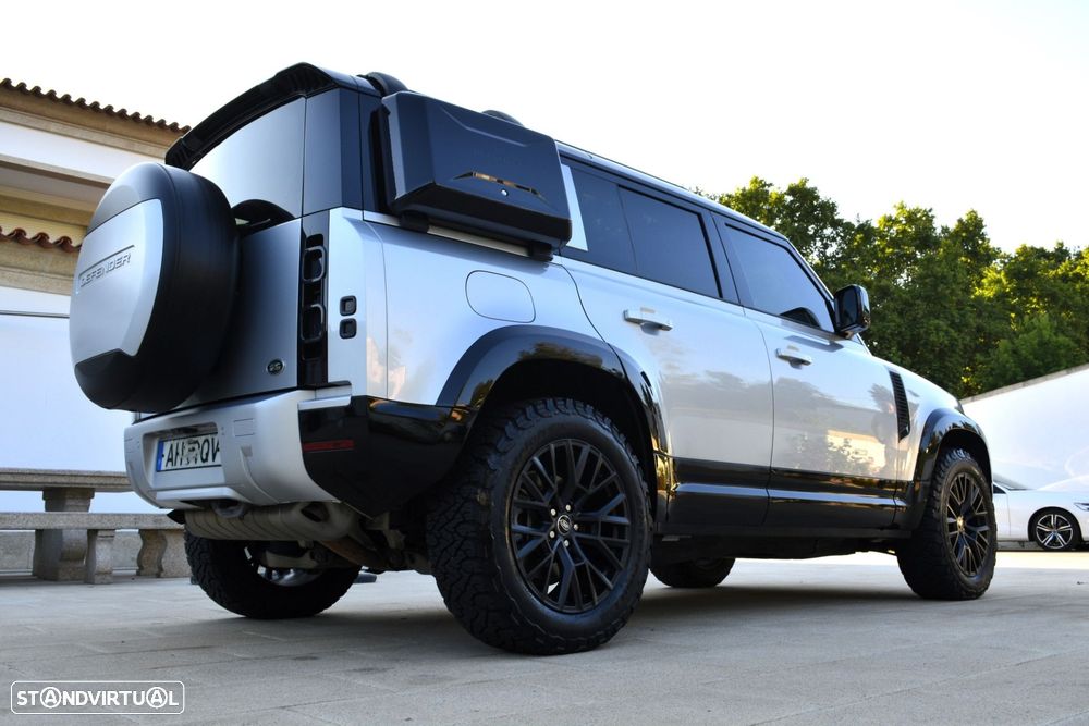 Land Rover Defender 3.0 I6 130 AWD X-Dynamic HSE - 42