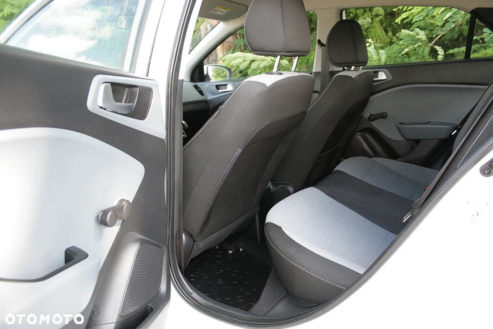 Hyundai i20 - 15