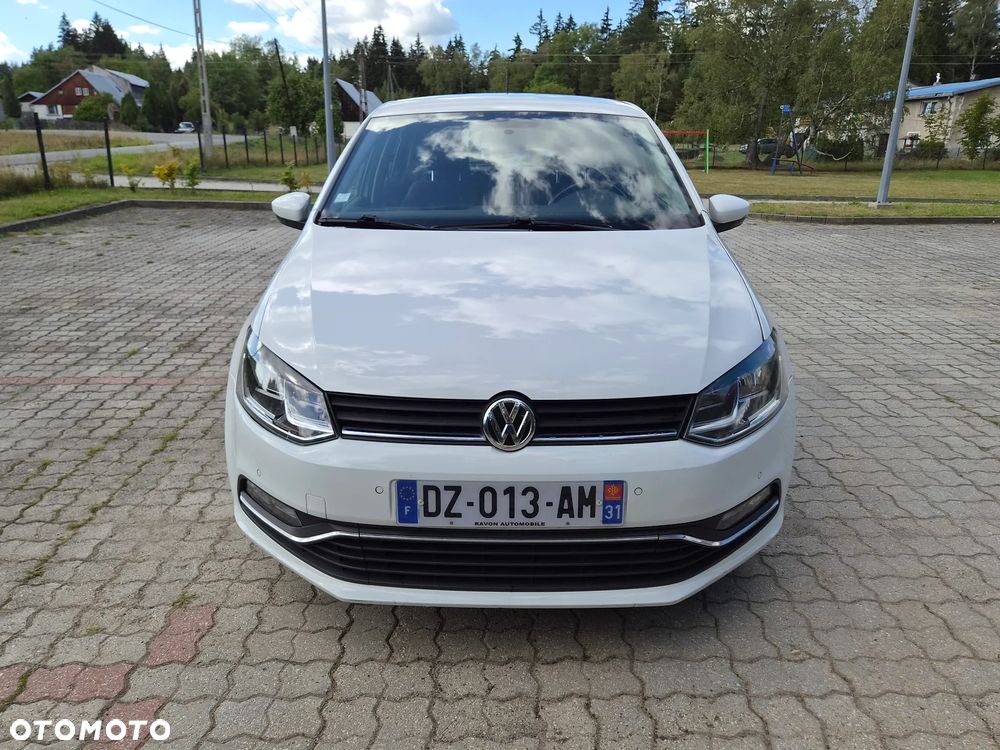Volkswagen Polo - 2