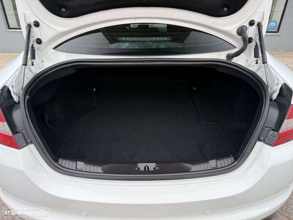 Jaguar XF 2.2 - 26