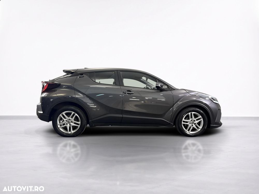 Toyota C-HR - 7
