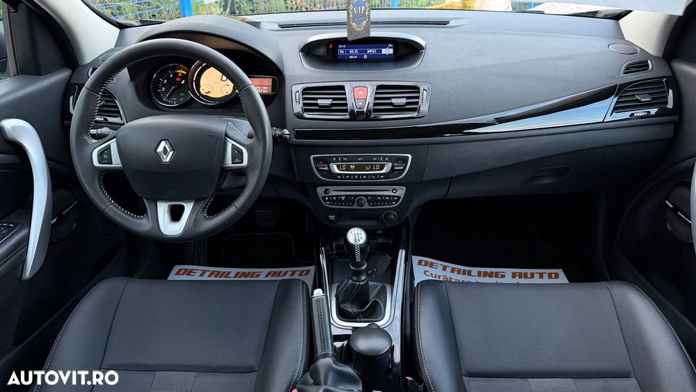 Renault Megane ENERGY dCi 110 Start & Stop Bose Edition - 9