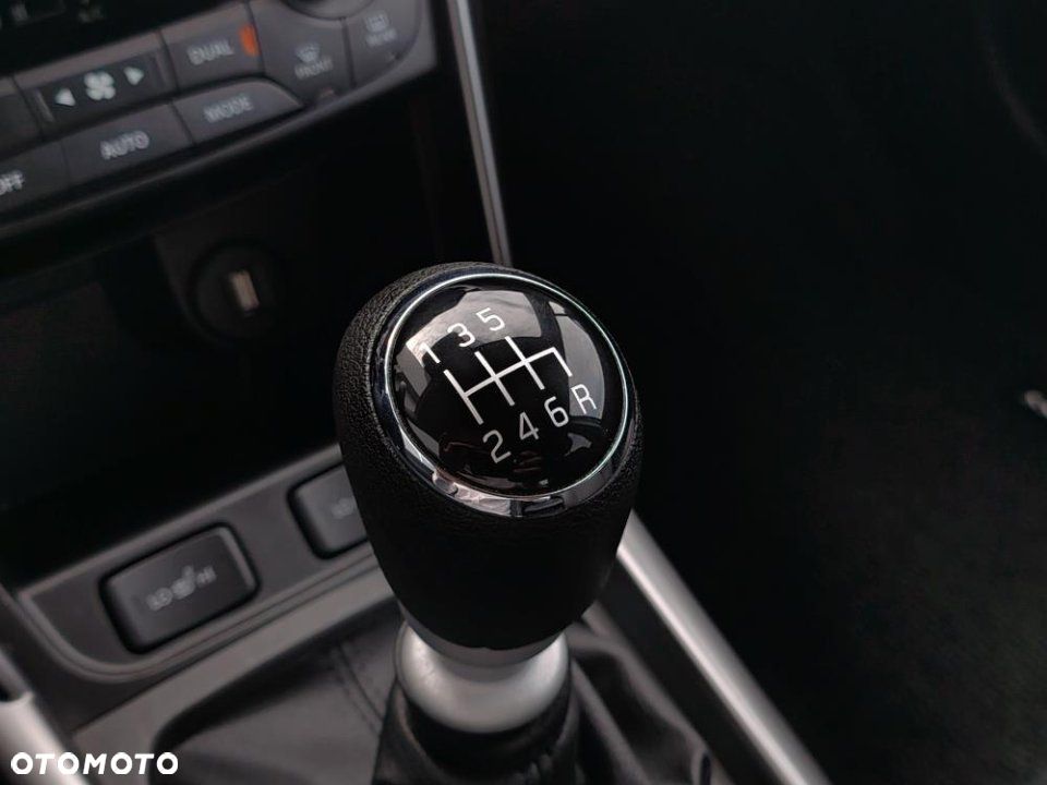 Suzuki S-Cross - 26