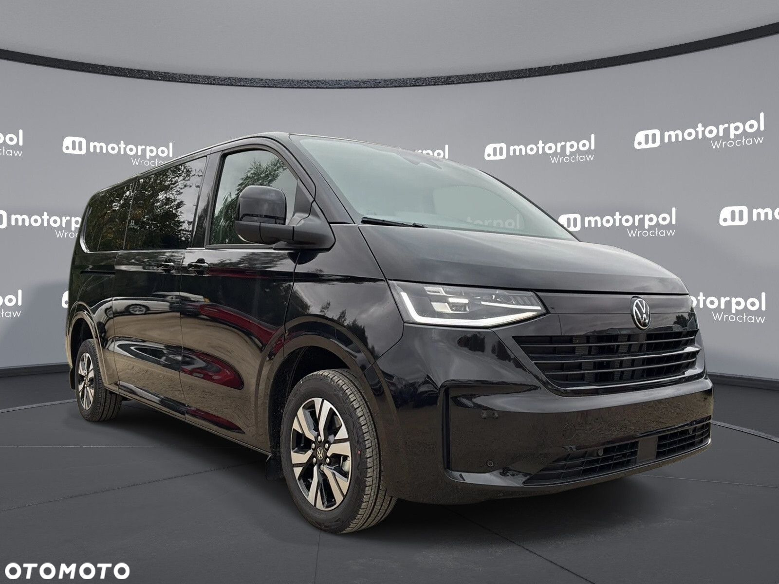 Volkswagen Caravelle - 3