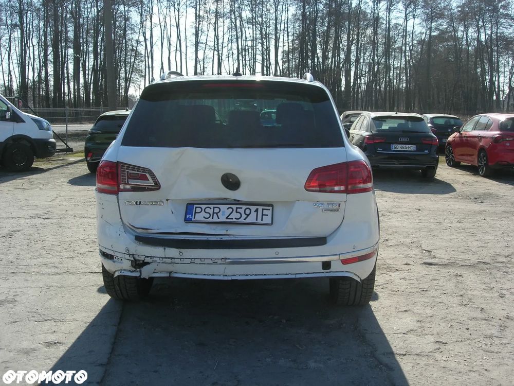 Volkswagen Touareg 3.0 V6 TDI SCR Blue Motion DPF Automatik - 8