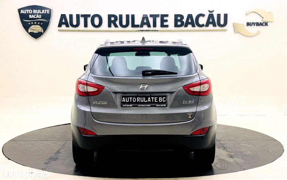 Hyundai ix35 - 11