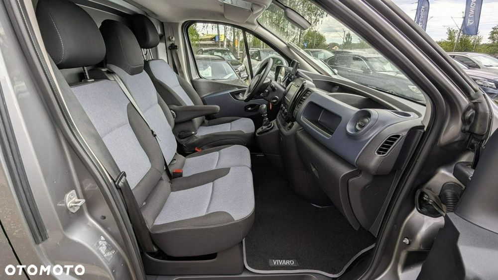 Opel Vivaro - 18