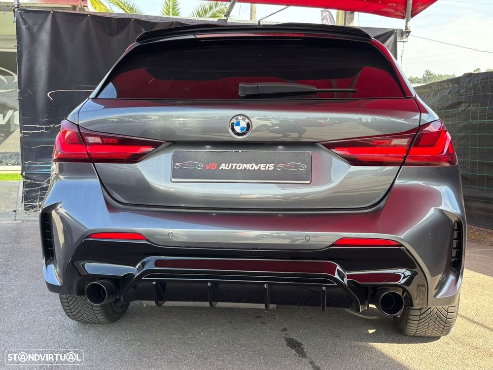 BMW 116 d Pack Desportivo M Auto - 25