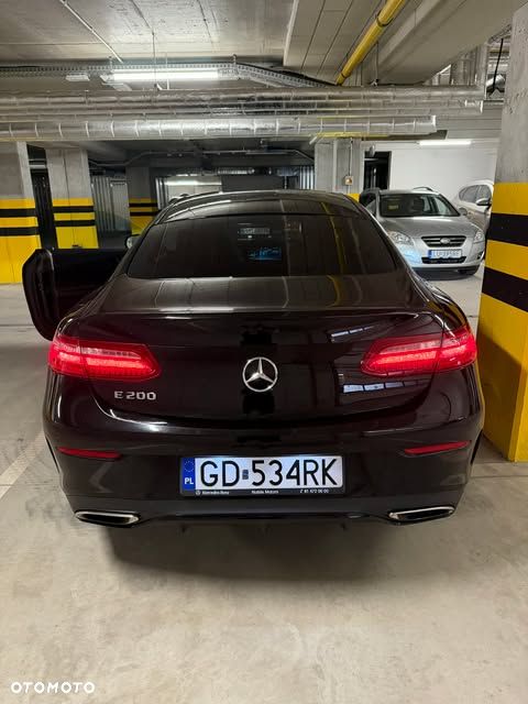 Mercedes-Benz Klasa E - 8