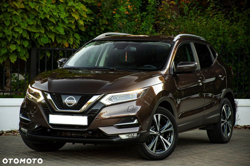 Nissan Qashqai 1.2 DIG-T Xtronic TEKNA - 1