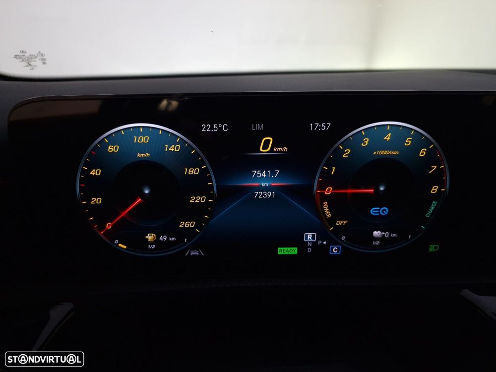 Mercedes-Benz A 250 - 42