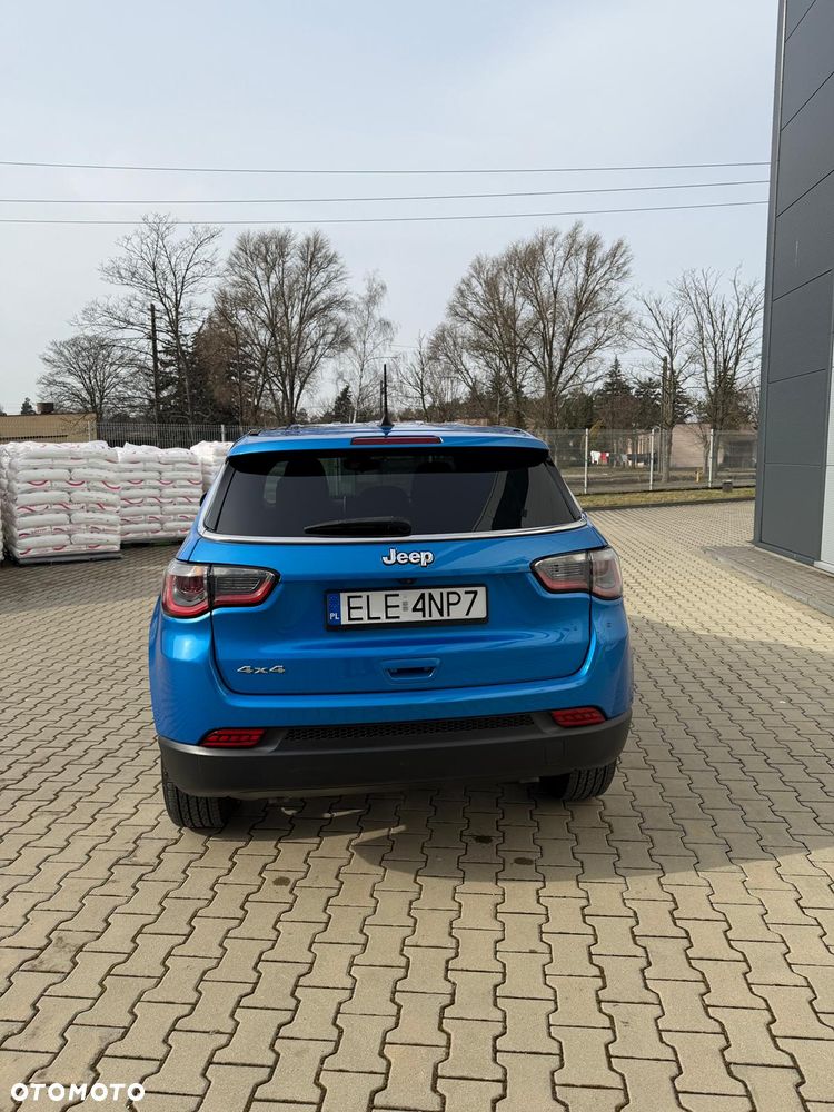 Jeep Compass - 12